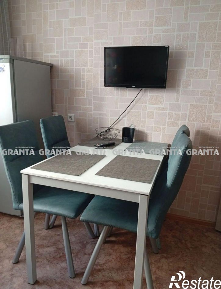2-комн квартира ул Партизана Железняка, 59
