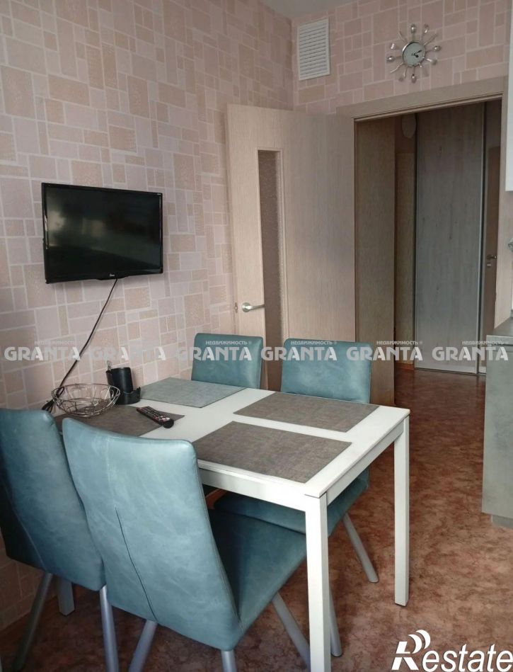 2-комн квартира ул Партизана Железняка, 59
