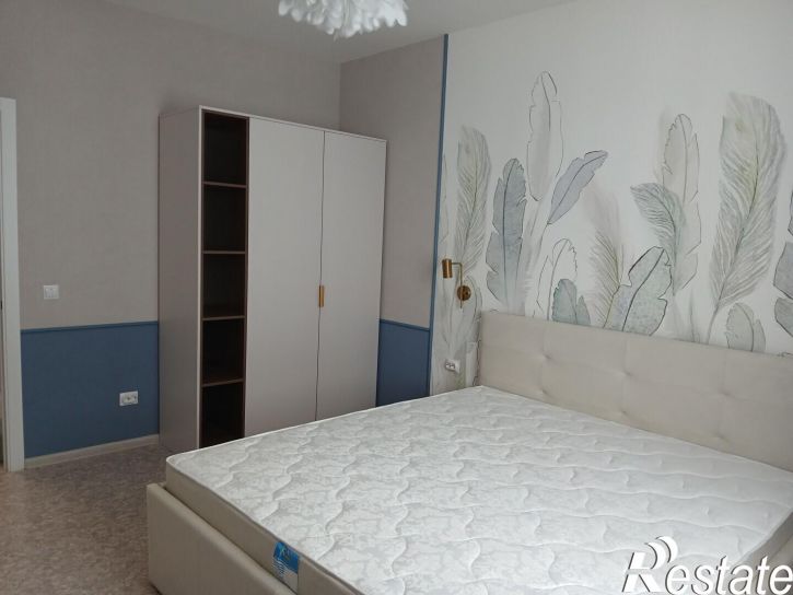 2-комн квартира Лесников ул., 49