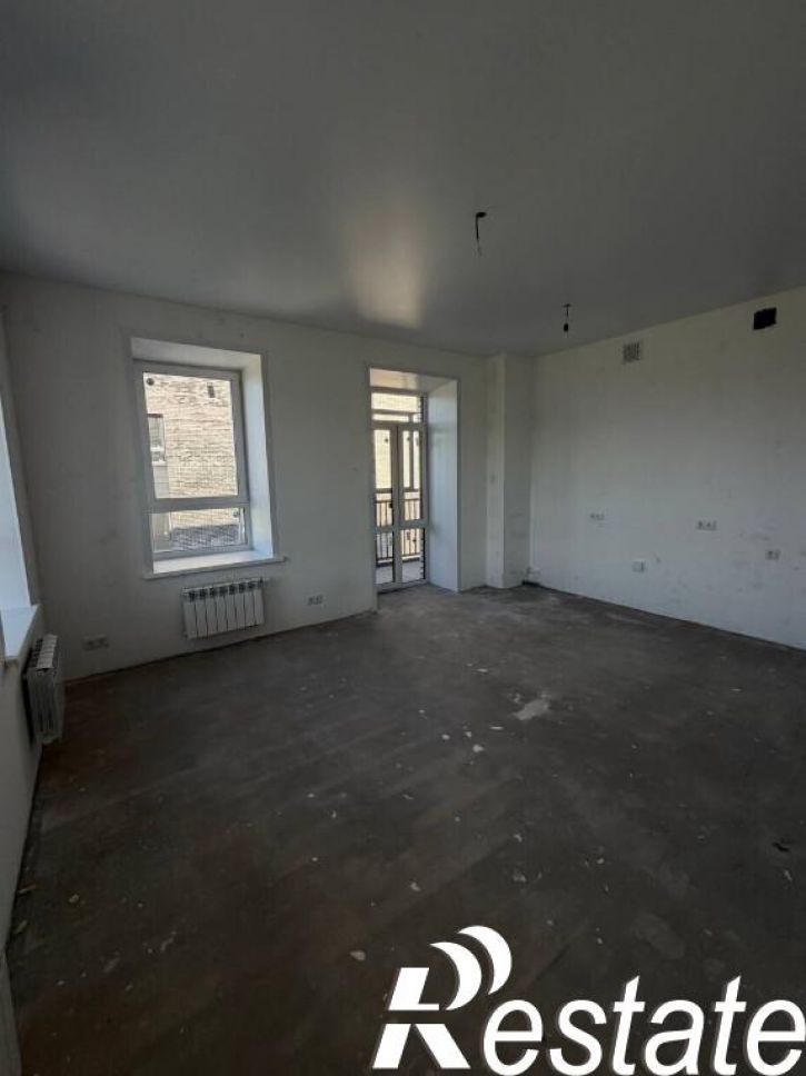 3-комн квартира Елены Стасовой ул., 80