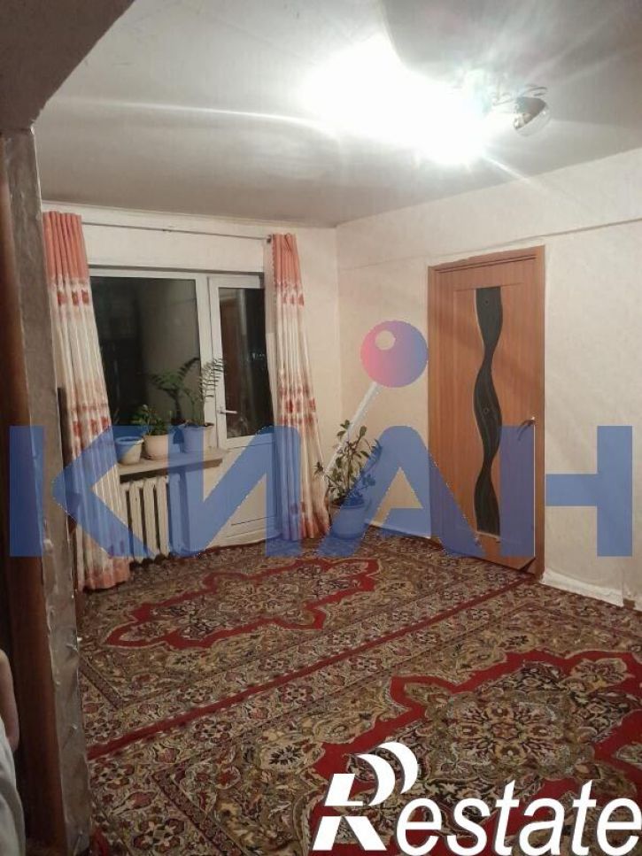 2-комн квартира им. газеты "Красноярский рабочий" проспект, 133, литера А
