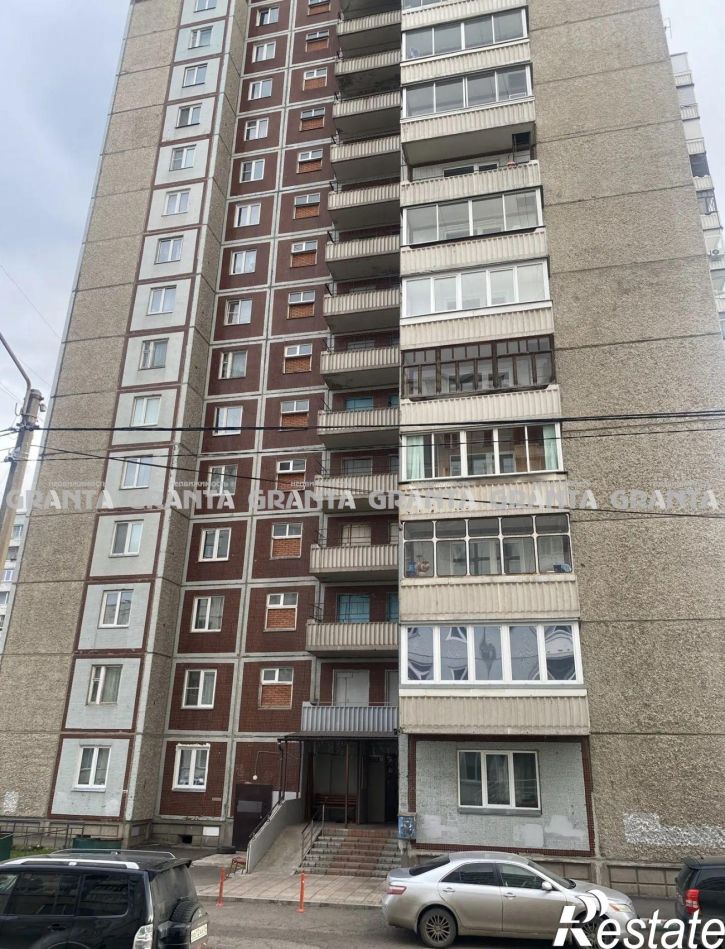3-комн квартира ул Академика Киренского, 116