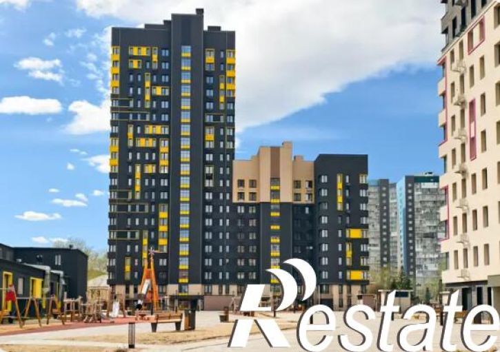 4-комн квартира Александра Матросова ул., 30в