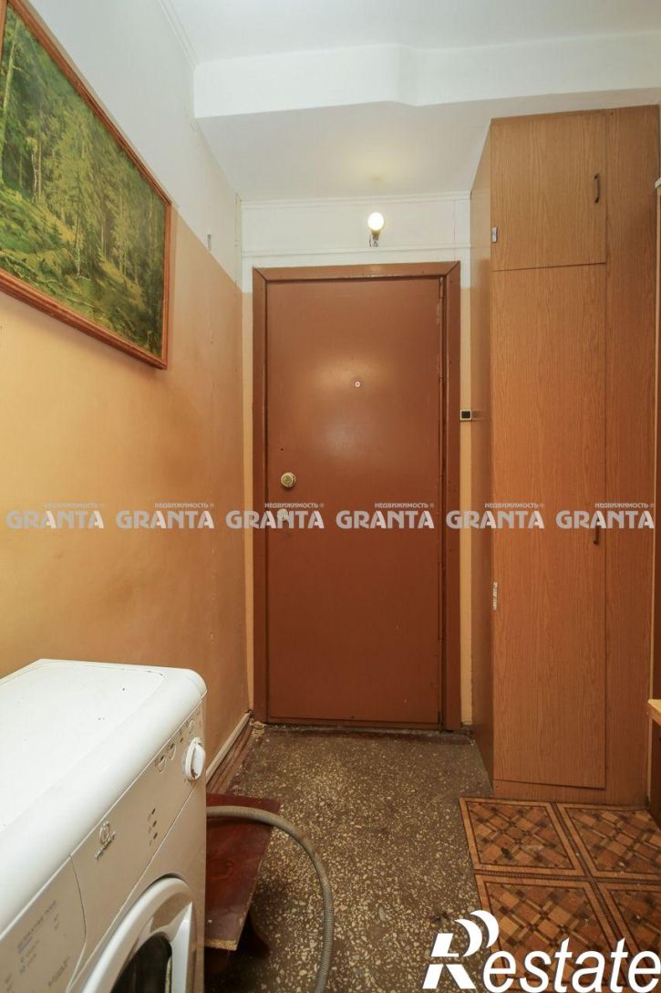 3-комн квартира ул Ладо Кецховели, 54