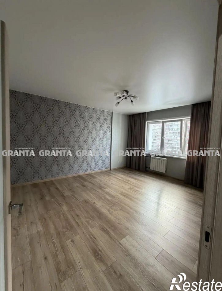 3-комн квартира наб Ярыгинская, 15