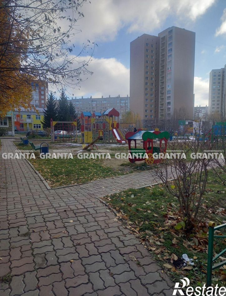 2-комн квартира ул Ястынская, 13