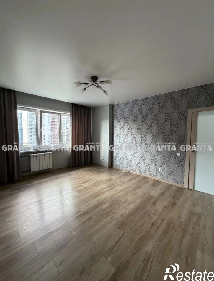 3-комн квартира наб Ярыгинская, 15
